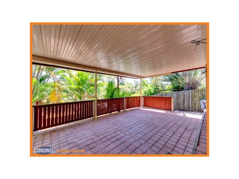 77 Plucks Road, Arana Hills QLD 4054