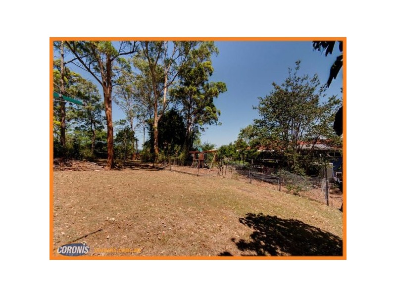 77 Plucks Road, Arana Hills QLD 4054
