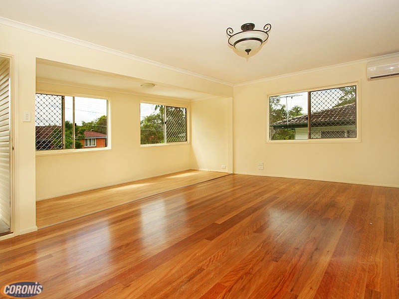 Ferny Hills QLD 4055