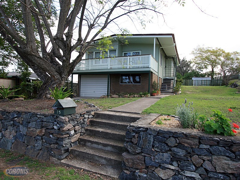 25 Normanton Street, Stafford Heights QLD 4053