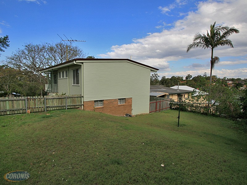 25 Normanton Street, Stafford Heights QLD 4053
