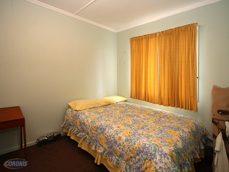 25 Normanton Street, Stafford Heights QLD 4053