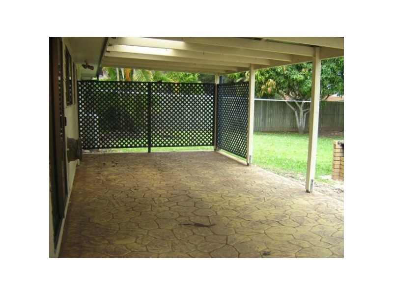 16 Octavius Drive, Kallangur QLD 4503