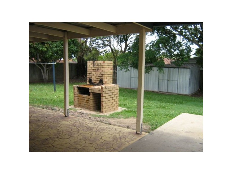 16 Octavius Drive, Kallangur QLD 4503