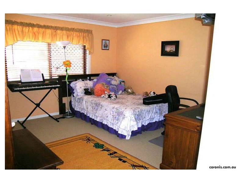 Eatons Hill QLD 4037