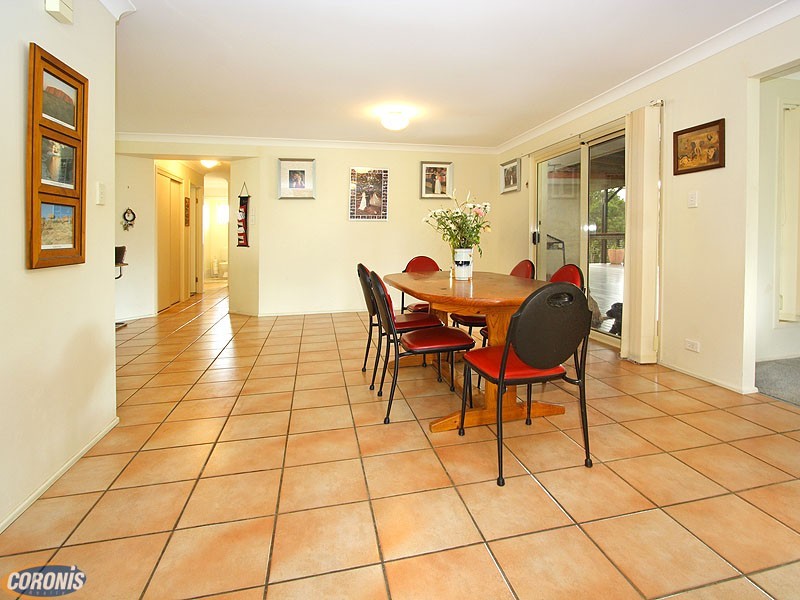 2 Glenlyon Court, Albany Creek QLD 4035