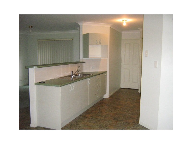 14  Neerim Close, Kallangur QLD 4503