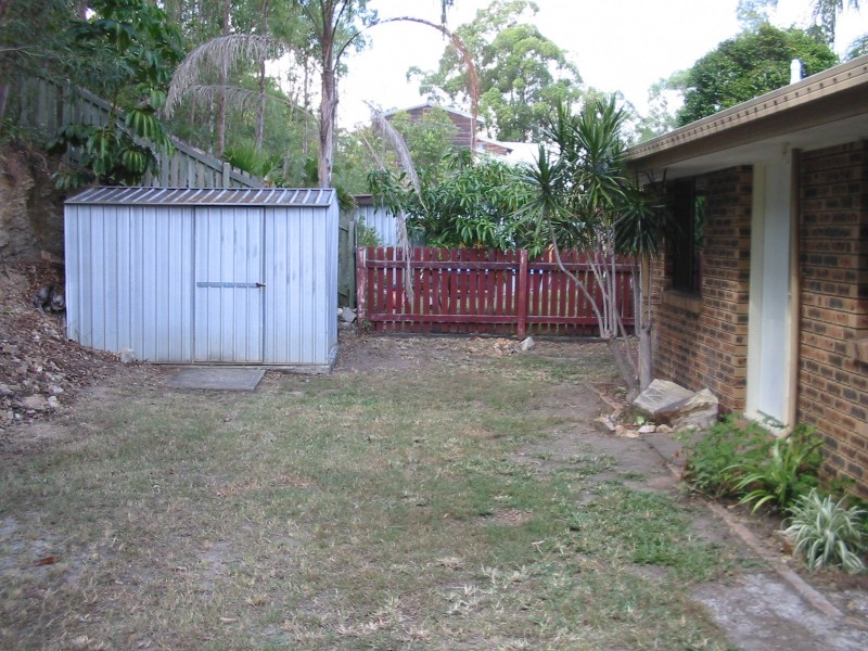 24 Teenan, Ferny Hills QLD 4055