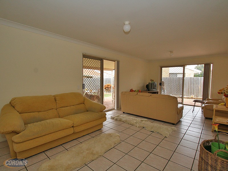 16 Acacia Cl, Fitzgibbon QLD 4018