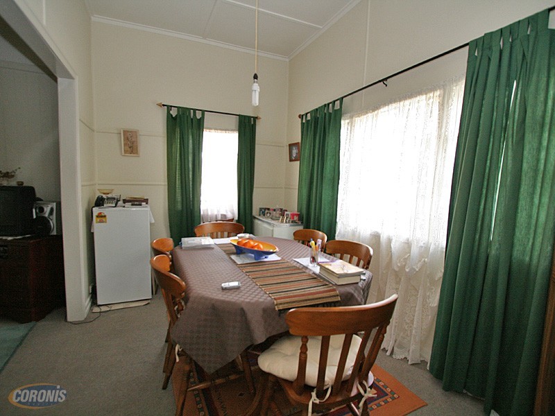 Holland Park West QLD 4121