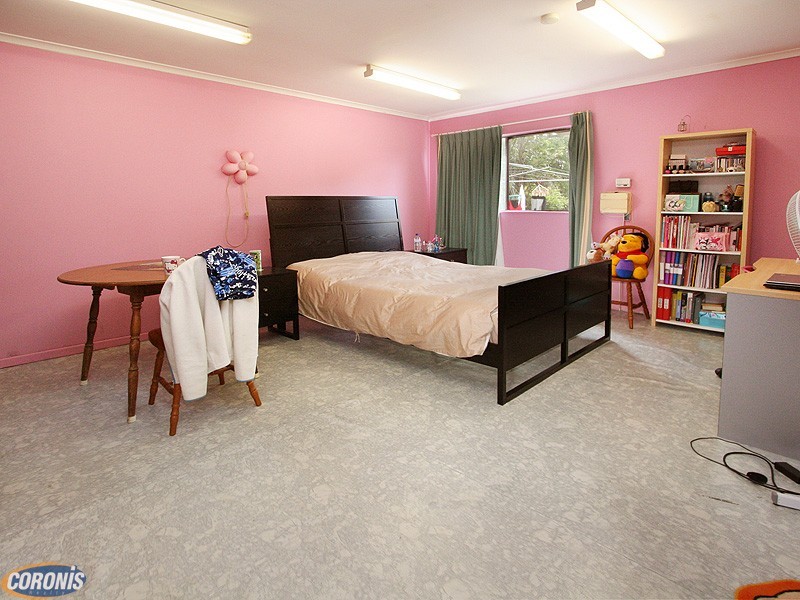 18 Rutherford Street, Stafford Heights QLD 4053