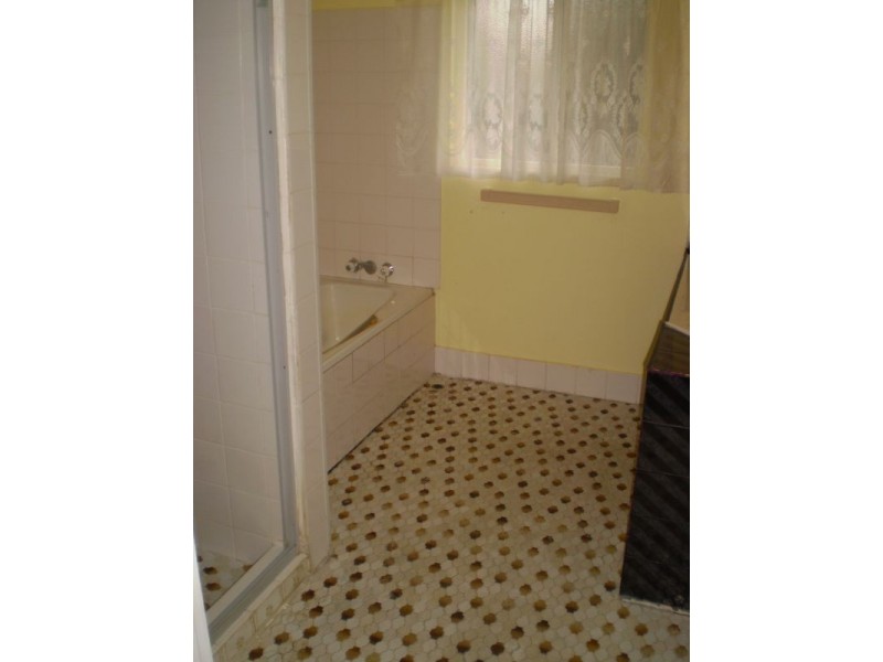 5 Johnson Street, Kallangur QLD 4503