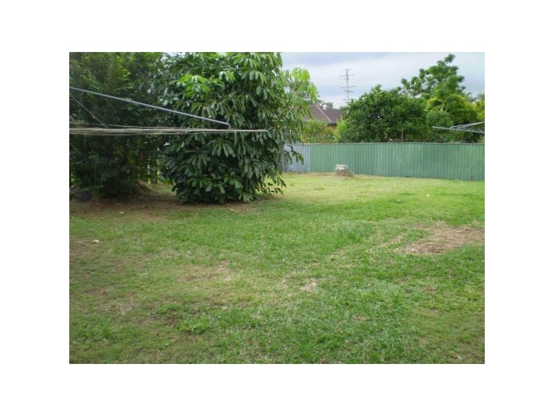 5 Johnson Street, Kallangur QLD 4503