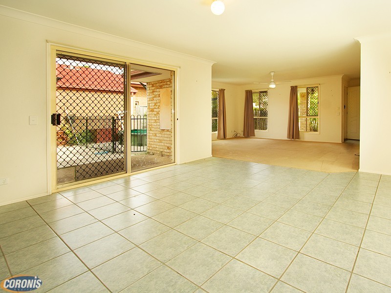 45 Azalea Crescent, Fitzgibbon QLD 4018