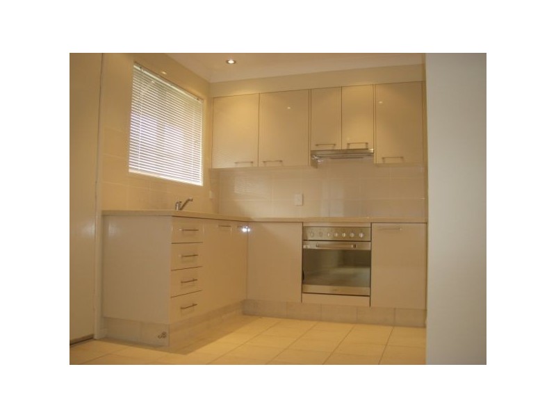 1/12 Dorothy Street, Strathpine QLD 4500