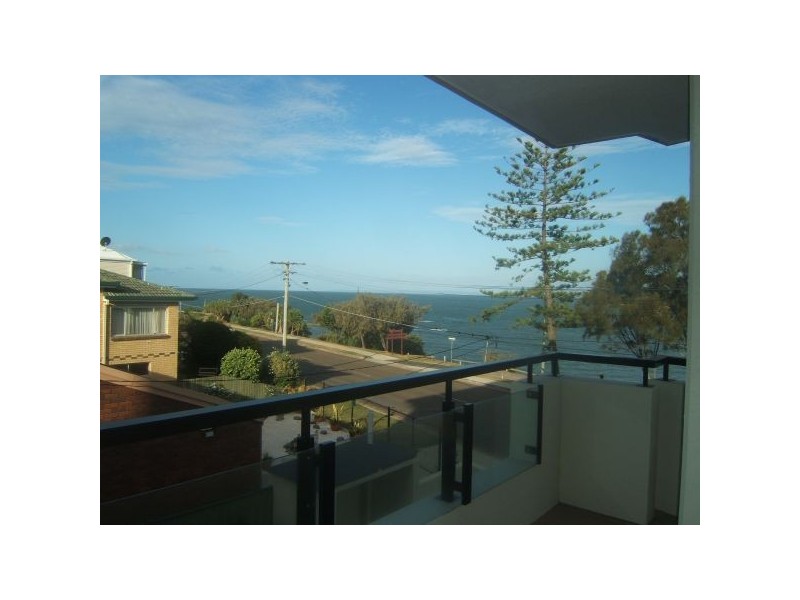 7/30 Gayundah Esp, Woody Point QLD 4019