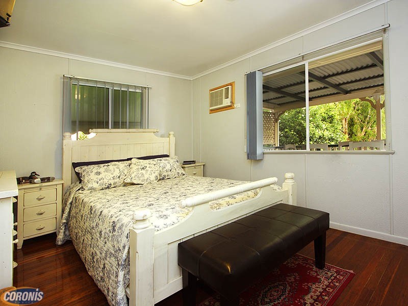 Arana Hills QLD 4054