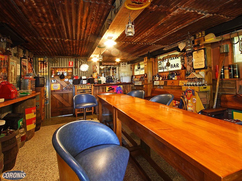 Arana Hills QLD 4054