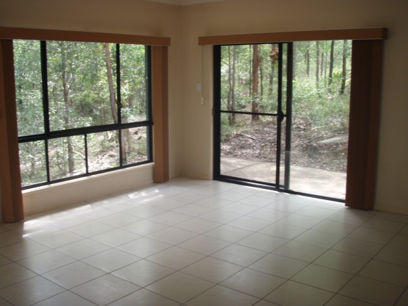 5 Talisman Court, Eatons Hill QLD 4037