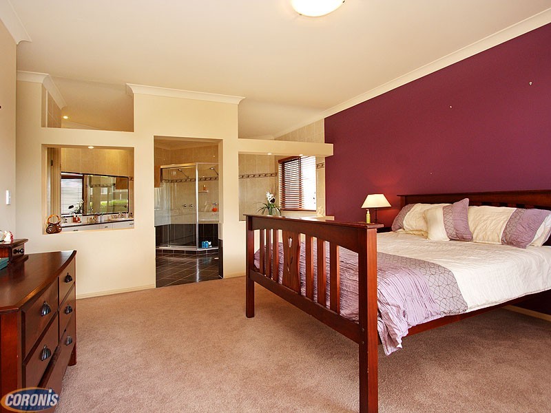 Eatons Hill QLD 4037