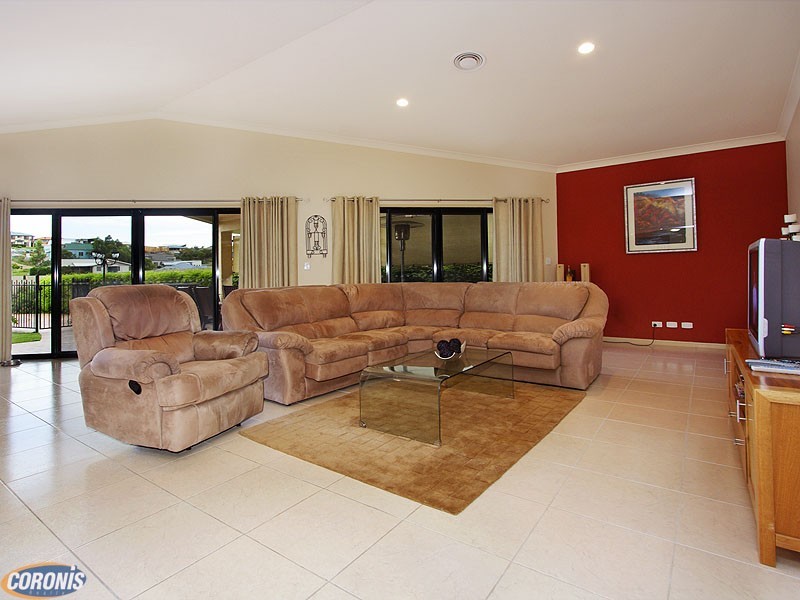 Eatons Hill QLD 4037