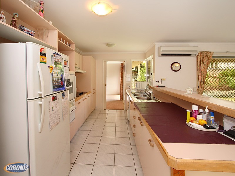 18 Martindale St, Chermside West QLD 4032