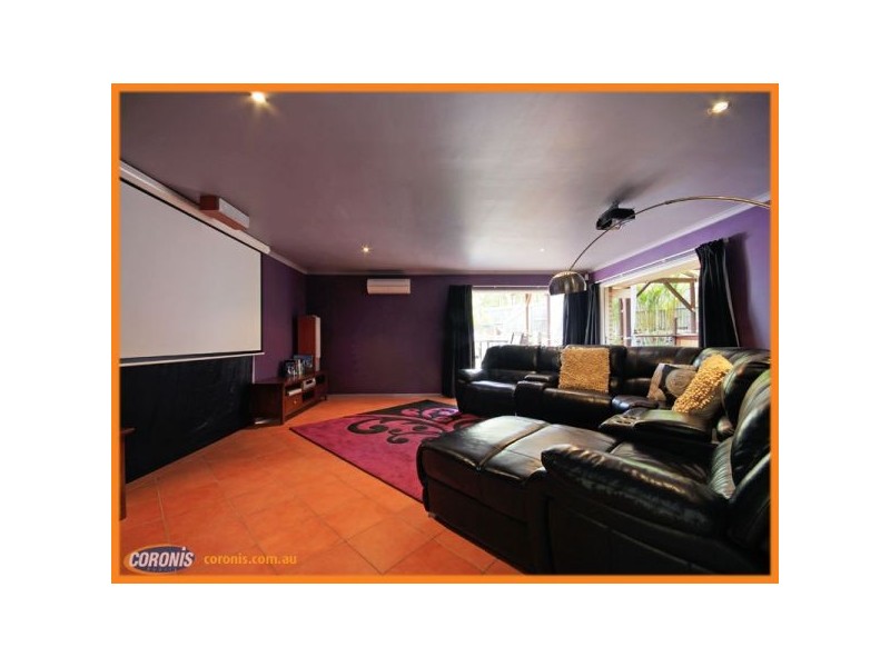 14 Blaxland Place, Narangba QLD 4504
