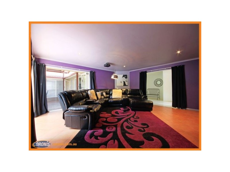 14 Blaxland Place, Narangba QLD 4504
