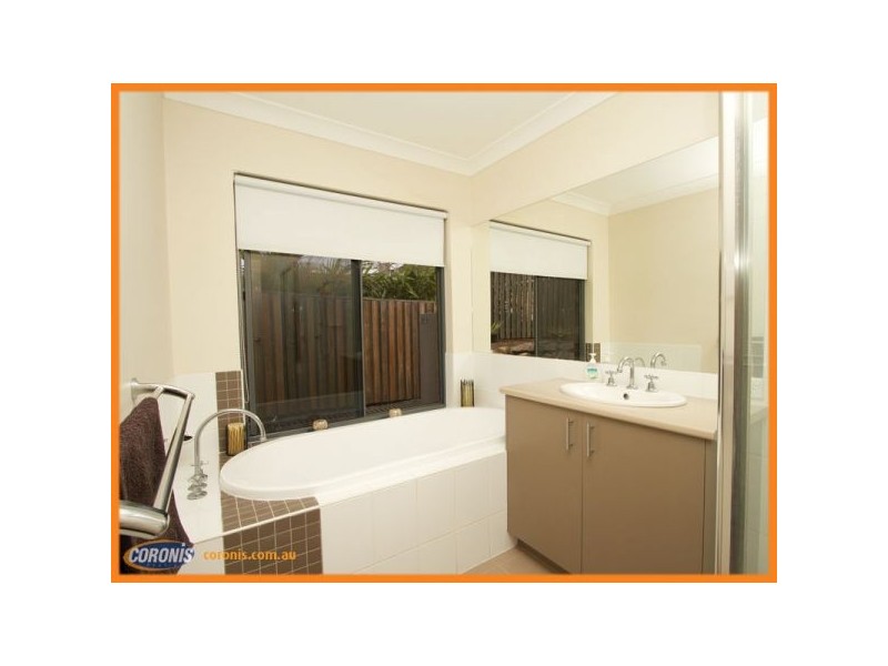 102 Tuckeroo Street, Narangba QLD 4504