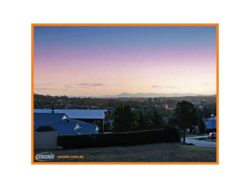 13 Barrine Place, Narangba QLD 4504