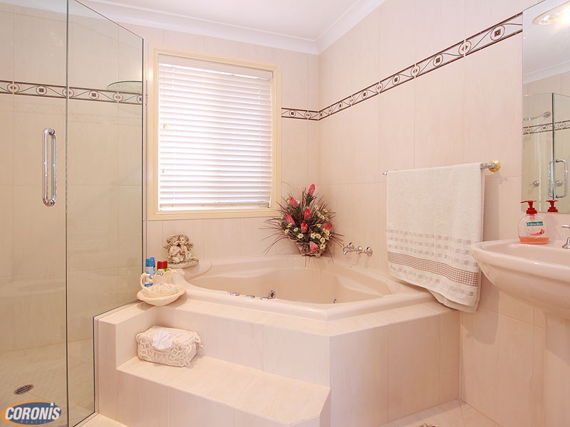 Bridgeman Downs QLD 4035