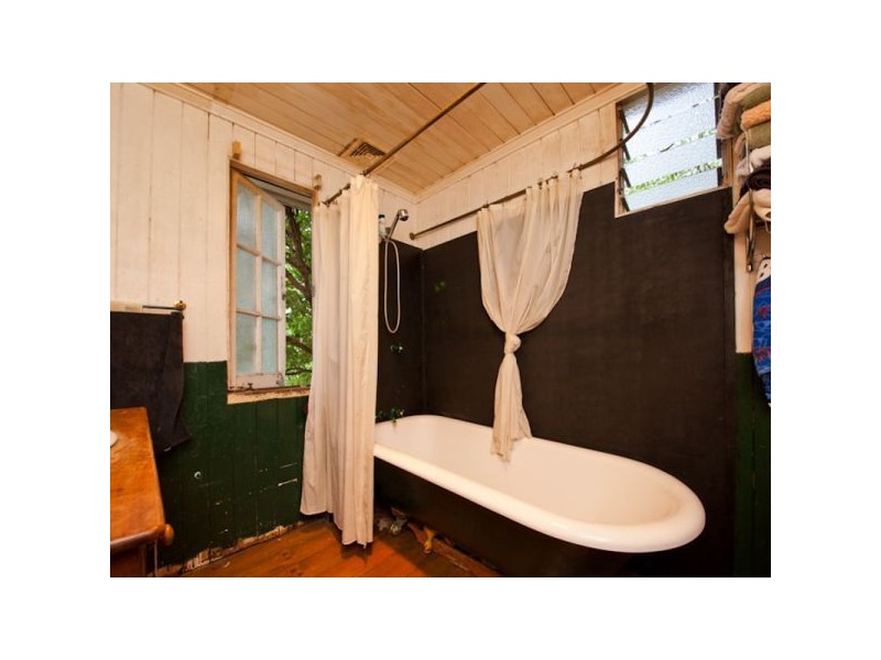 14 Jubilee Terrace, Ashgrove QLD 4060