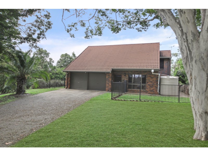 1040 Oakey Flat Road, Narangba QLD 4504