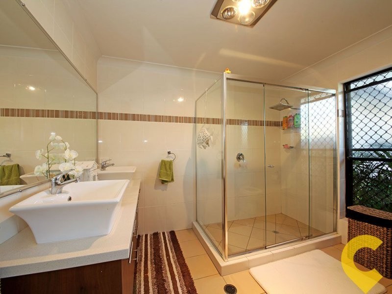 25 Lookout Place, Narangba QLD 4504