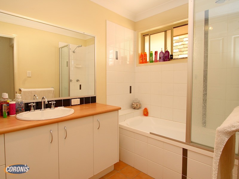 North Lakes QLD 4509