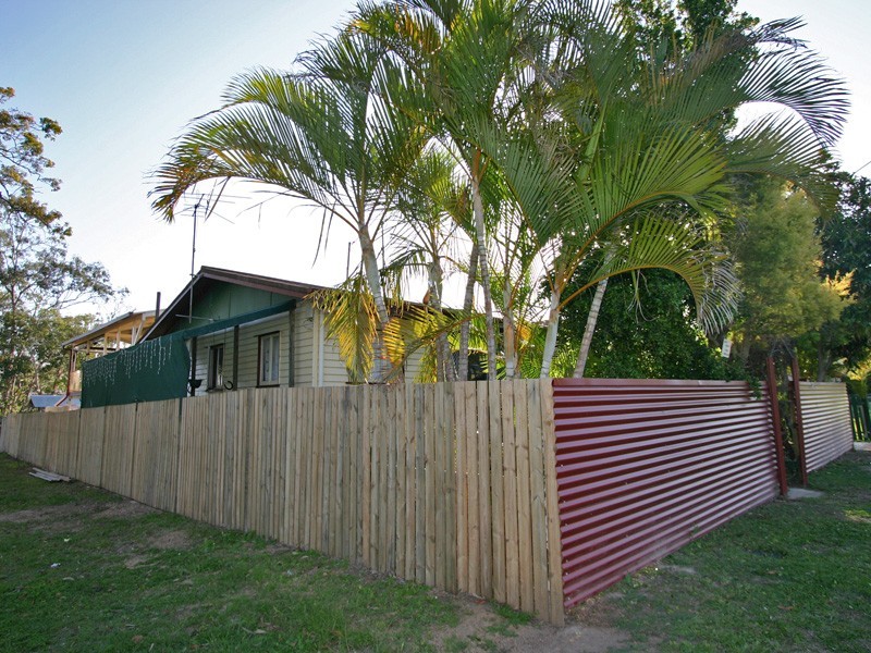 35 Gloucester Street, Brighton QLD 4017