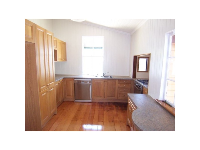 68 Lanham Avenue, Grange QLD 4051