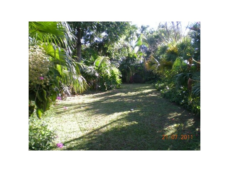 68 Lanham Avenue, Grange QLD 4051