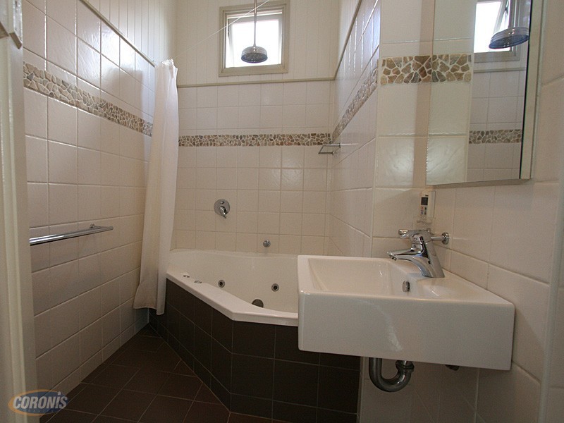 69 Green Terrace, Windsor QLD 4030