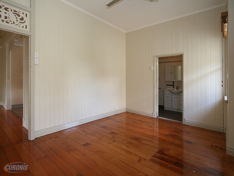 69 Green Terrace, Windsor QLD 4030