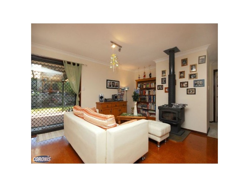 18 Minstrel Street, Kallangur QLD 4503