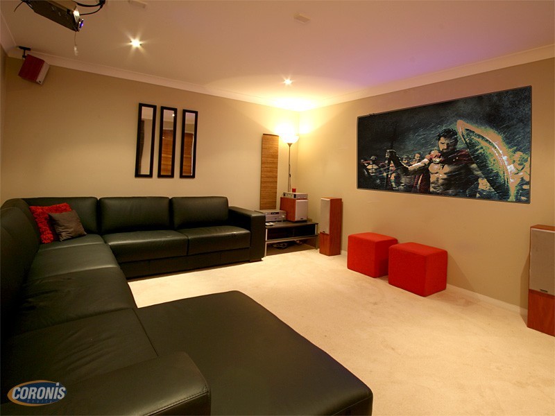 Arana Hills QLD 4054