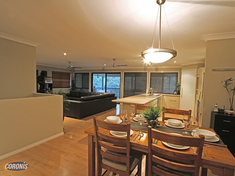 Arana Hills QLD 4054