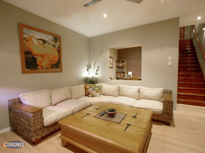 Arana Hills QLD 4054