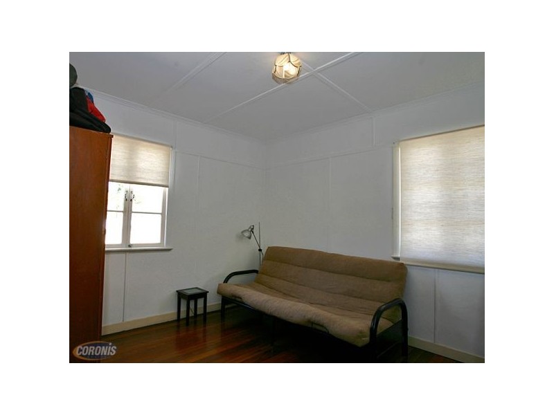 5 Barellan Street, Stafford QLD 4053