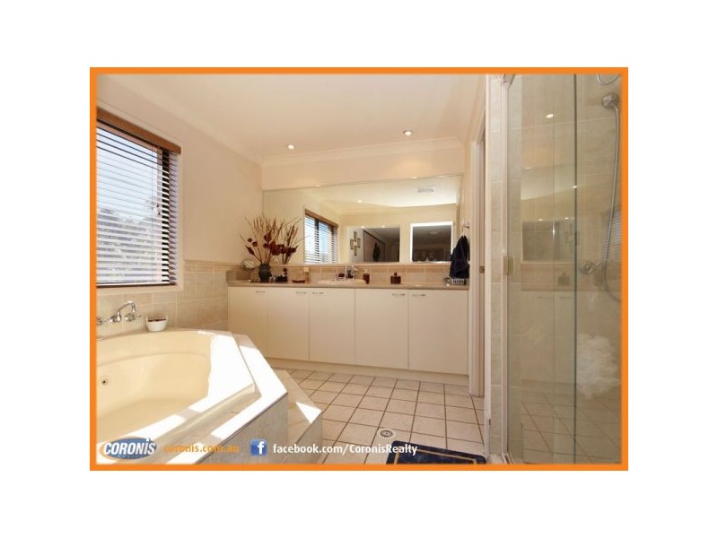 5 Belvista Court, Bellmere QLD 4510