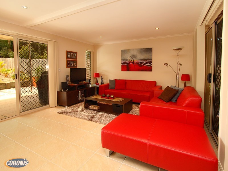 8 Brennan Road, Scarborough QLD 4020