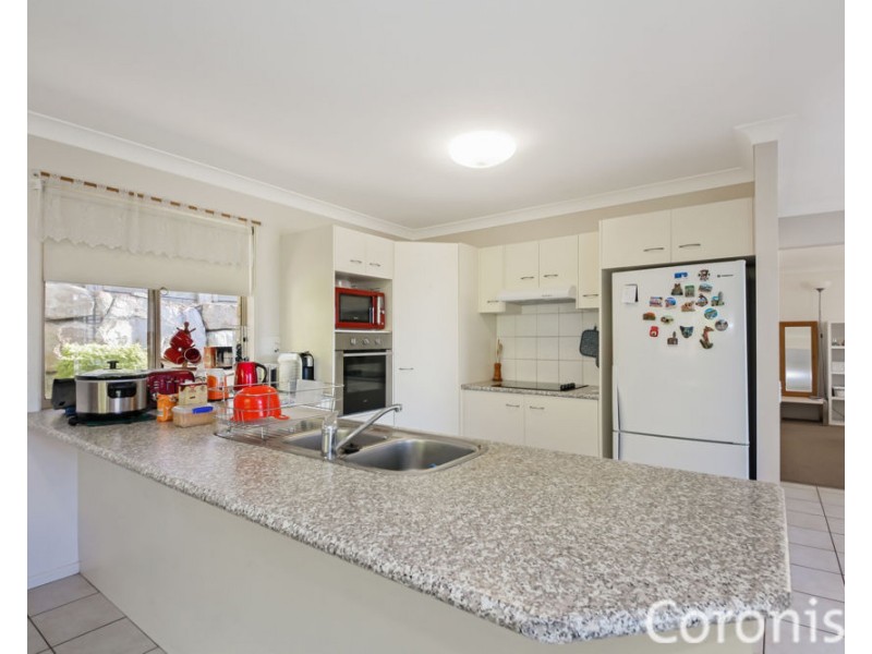 1 Caswell Place, Arana Hills QLD 4054