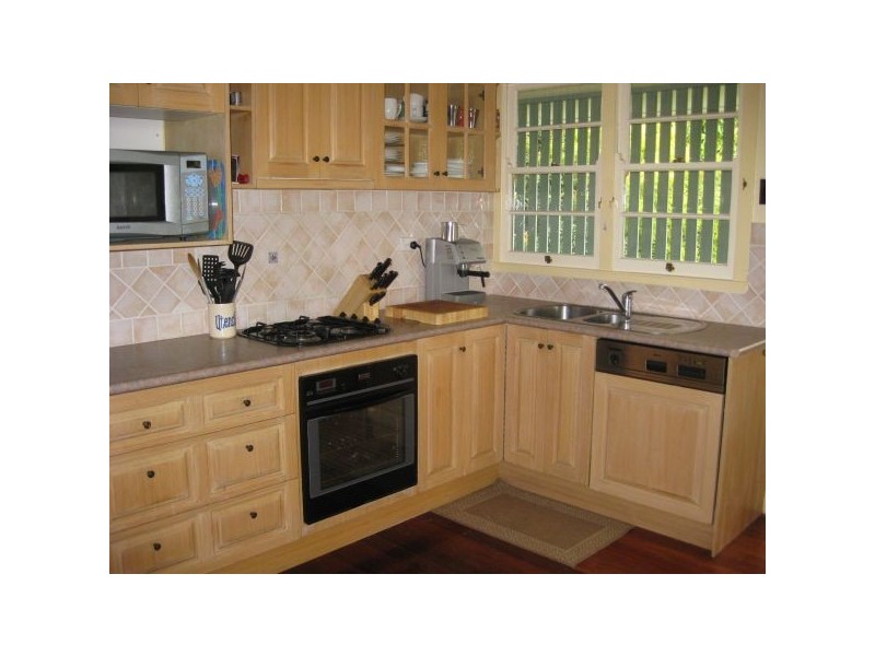 84 Brookfield Road, Kedron QLD 4031