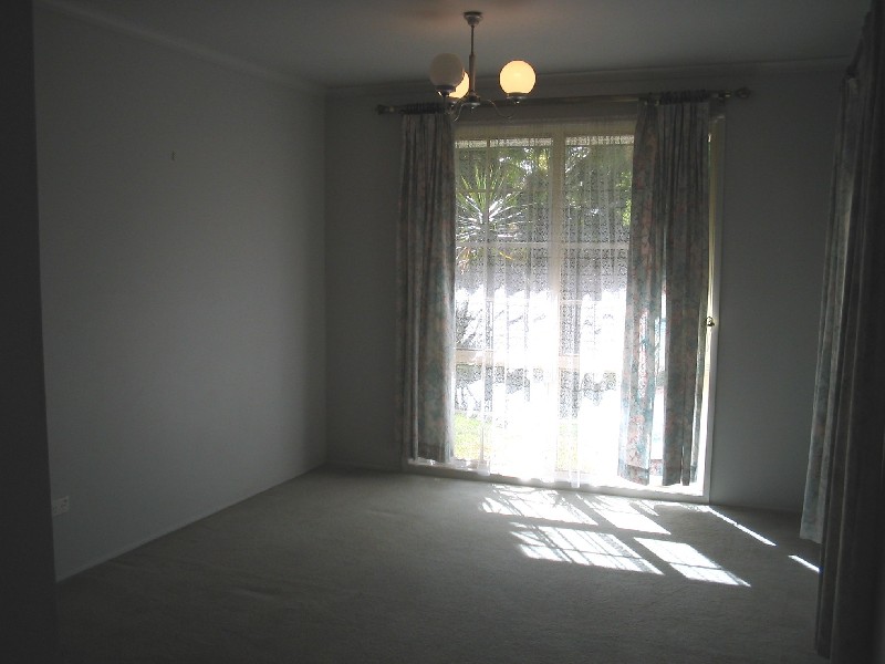 30 Ustinov Crescent, Mcdowall QLD 4053